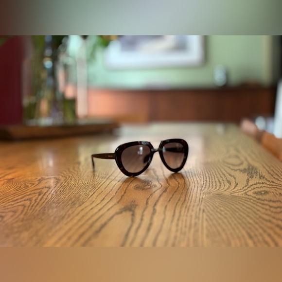 Prada SPR 28R 2AU3DO Oversized aviator Sunglasses - Picture 2 of 13